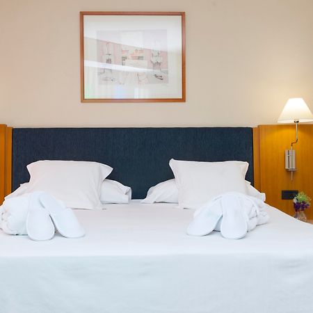 Urh Ciutat De Mataro Hotel Exterior photo